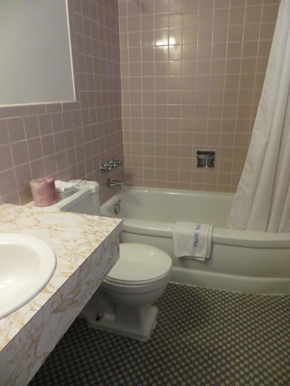Parkway Motel Ниагарски водопад Стая снимка